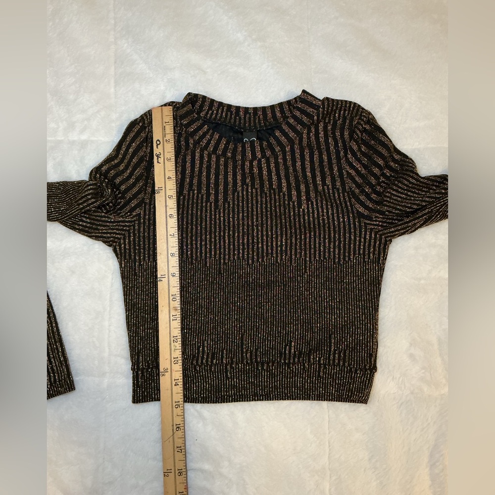 Windsor Black and Gold skirt and Long sleeve top set - Picture 3 of 9